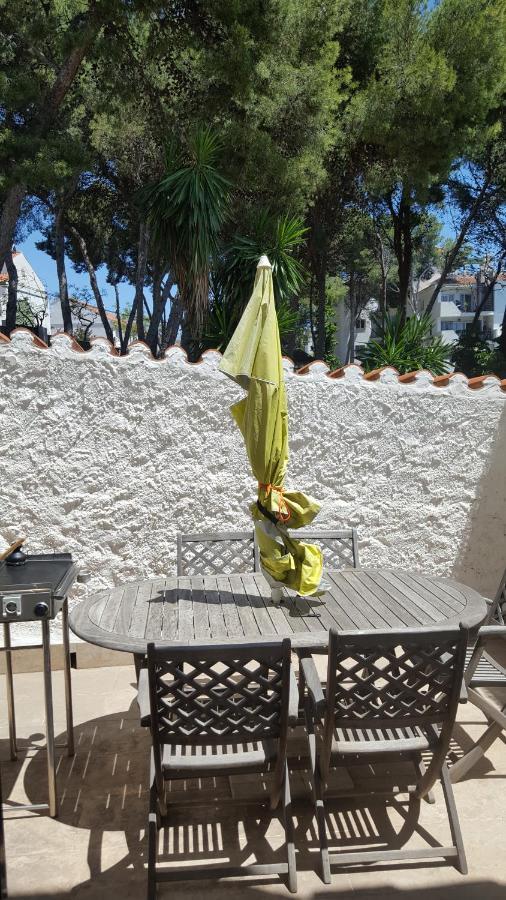 Semi-Detached Adosado Con Encanto -130 M2 - Wifi 600 Mb - Piscina Comunitaria - Patio Privado Torremolinos Eksteriør bilde